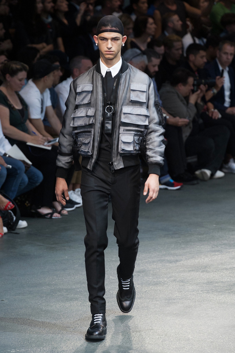 Givenchy-2015-Men-Spring-Summer-Paris-Fashion-Week-033